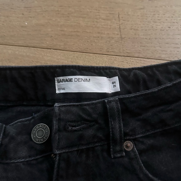 black jean shorts - Picture 2 of 2